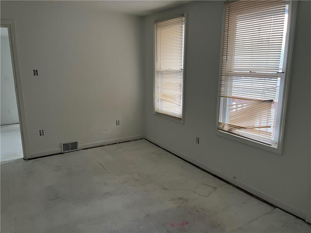 1700 Haug Street Pittsburgh, PA 15212 - Photo 26 of 32 a view of an empty room with a window