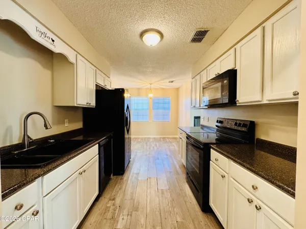 $2,500 | 163 Lauren Lane, Panama City, FL 32404