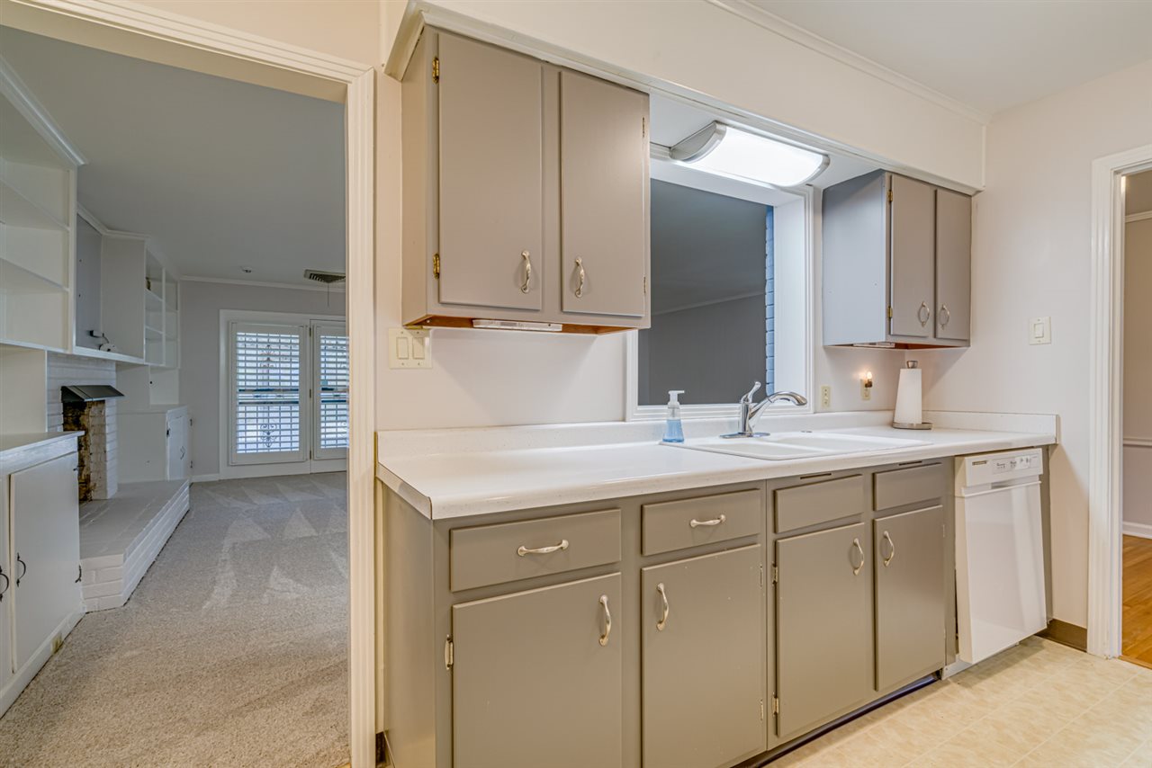 1627 Marcia Road Memphis, TN 38117 - Photo 13 of 25 Gallery Image 13