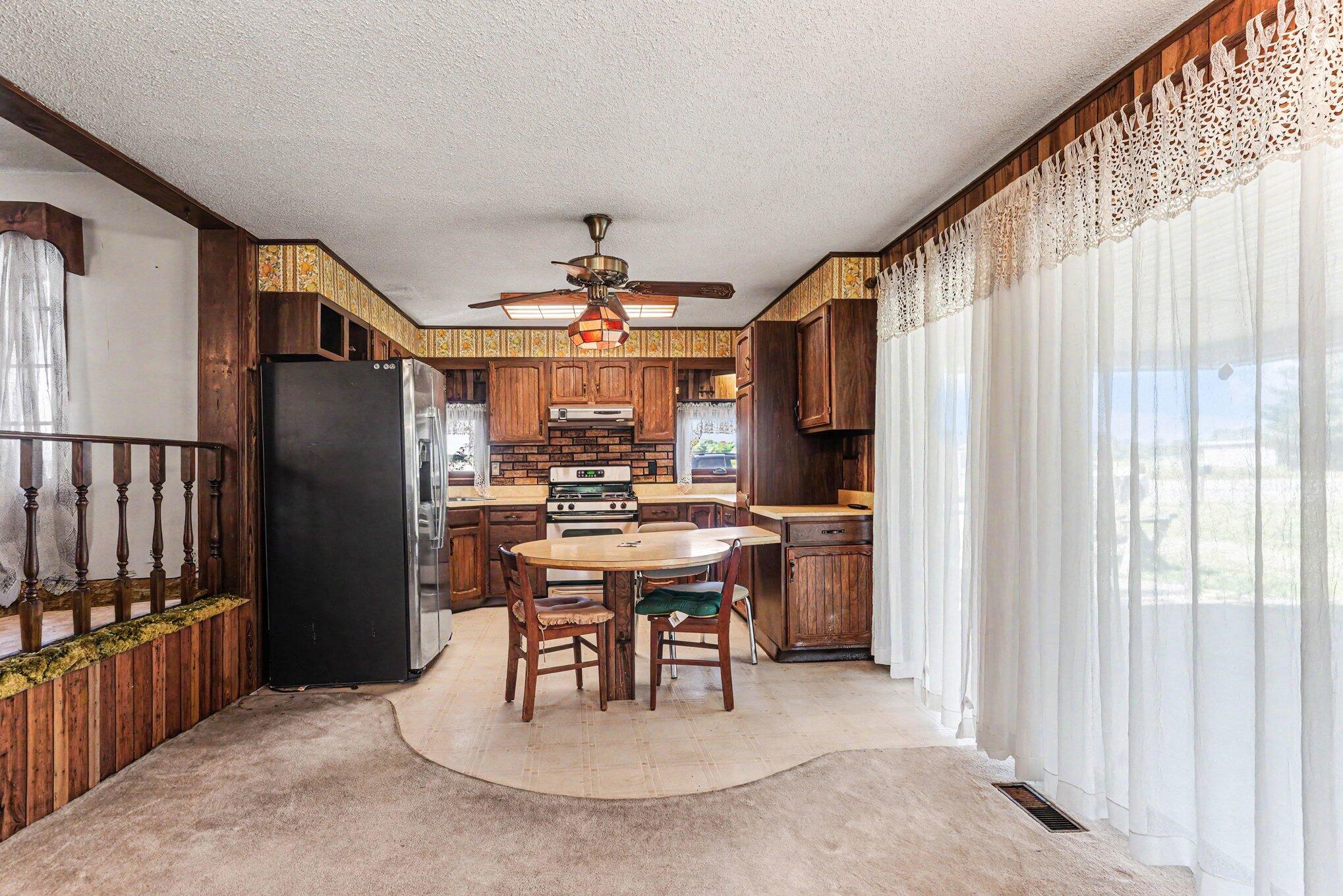 325 West Chicago Road Coldwater, MI 49036 - Photo 9 of 28 004_file_2899