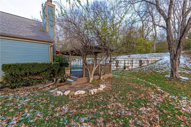 $375,000 | 201 Lakeside Drive, Liberty, MO 64068