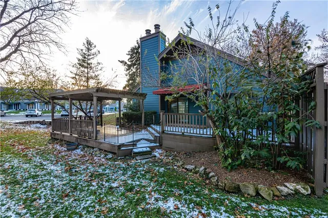 $375,000 | 201 Lakeside Drive, Liberty, MO 64068