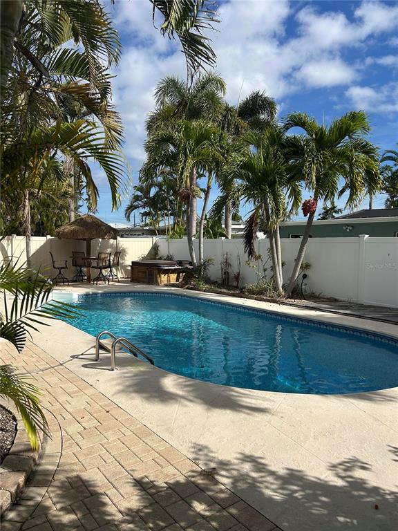 717 Sunset Cove Madeira Beach, FL 33708 - Photo 21 of 29