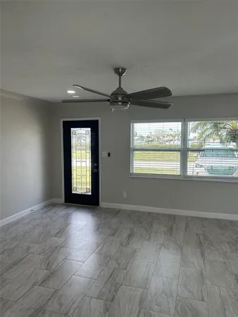 $3,900 | 717 Sunset Cove, Madeira Beach, FL 33708