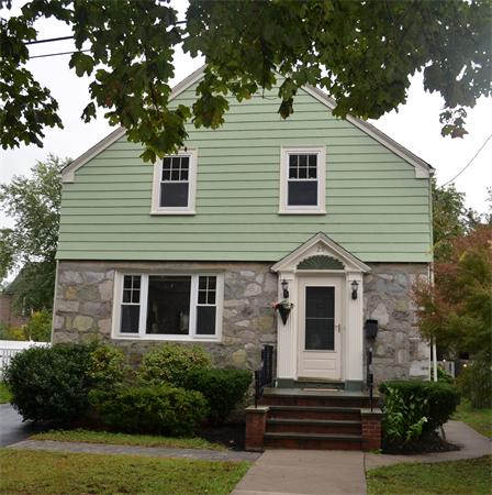 29 Leonard Road Melrose, MA 02176 - Photo 1 of 24 Gallery Image 1