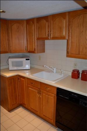 29 Leonard Road Melrose, MA 02176 - Photo 19 of 24 Gallery Image 19