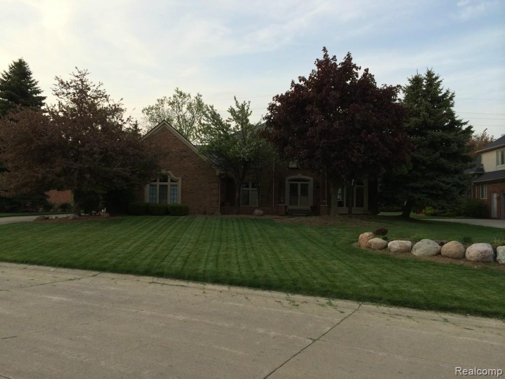 3138 Summit Ridge Drive Rochester, MI 48306 - Photo 76 of 76 IMG_8297.jpg