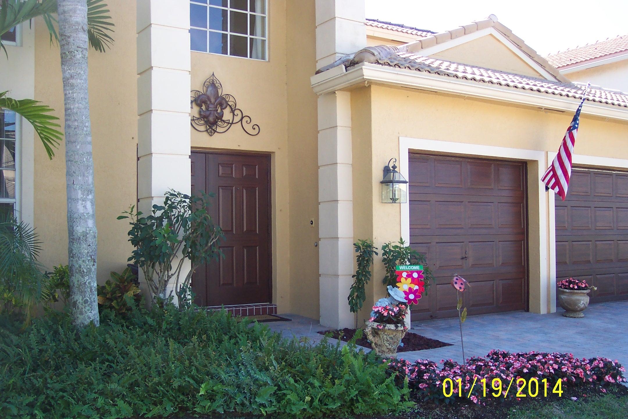 12674 Little Palm Lane Boca Raton, FL 33428 - Photo 3 of 25 08910007
