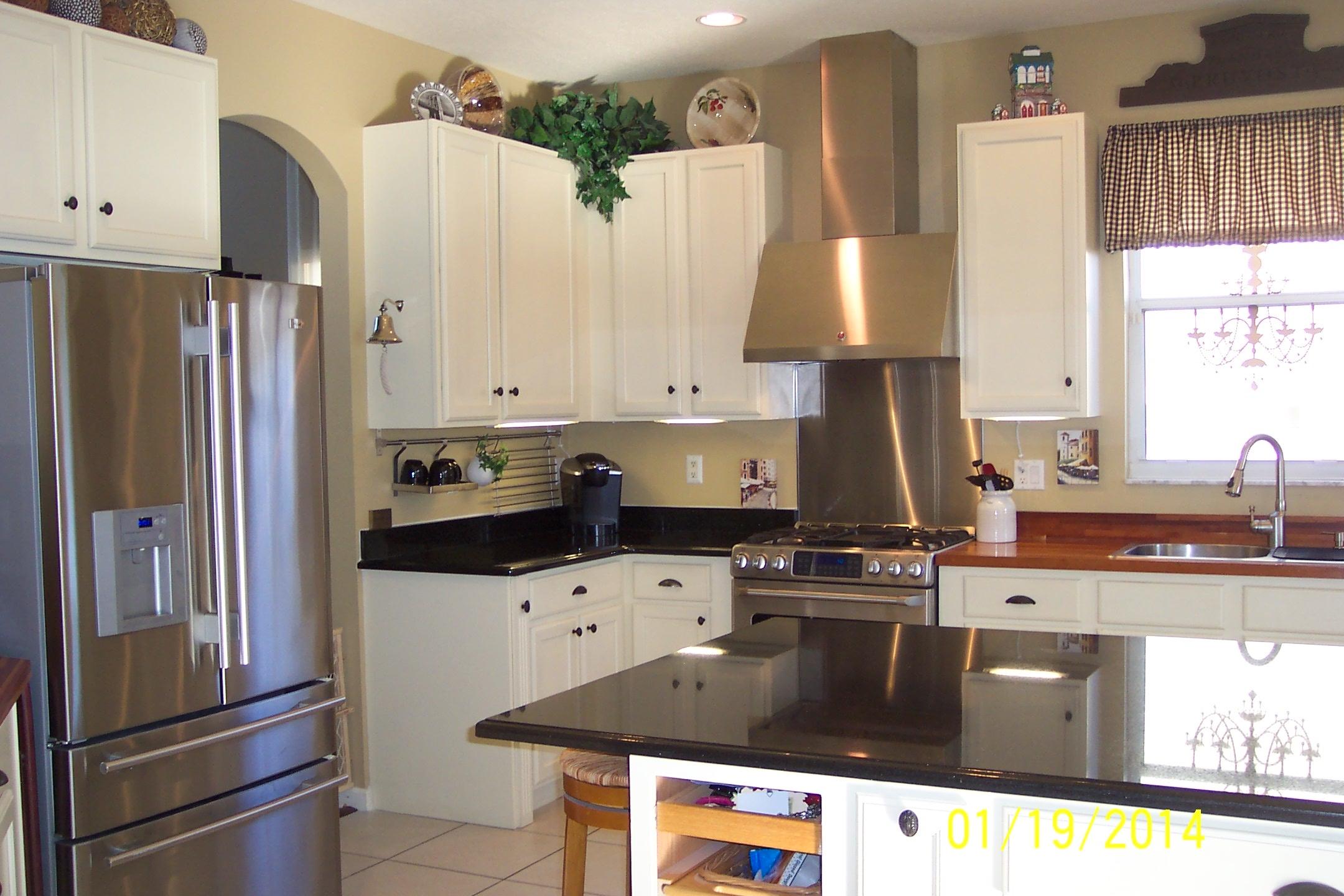 12674 Little Palm Lane Boca Raton, FL 33428 - Photo 5 of 25 08910017