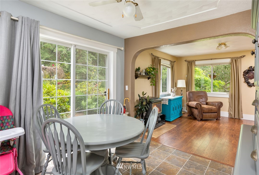 12512 Littlerock Road Southwest Olympia, WA 98512 - Photo 8 of 24 Gallery Image 8
