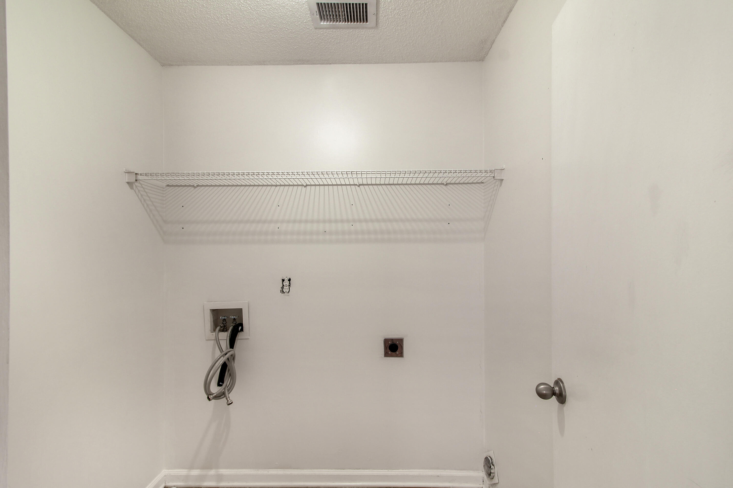 264 2 Pond Loop Ladson, SC 29456 - Photo 17 of 23 8