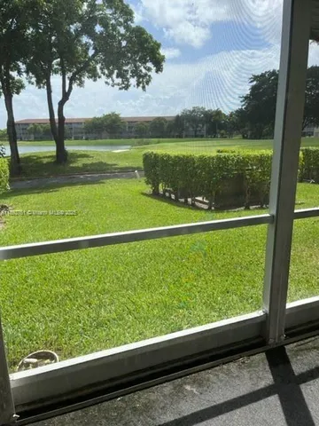 $1,700 | 300 Southwest 134th Way, Unit 102E, Pembroke Pines, FL 33027