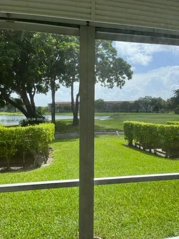 $1,700 | 300 Southwest 134th Way, Unit 102E, Pembroke Pines, FL 33027