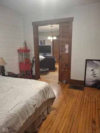 $198,000 | 102 North Warren Street, West Lebanon, IN 47991