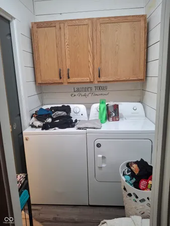 $198,000 | 102 North Warren Street, West Lebanon, IN 47991