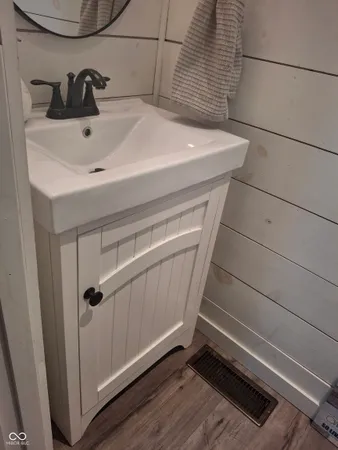 $198,000 | 102 North Warren Street, West Lebanon, IN 47991