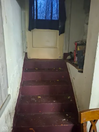 $198,000 | 102 North Warren Street, West Lebanon, IN 47991