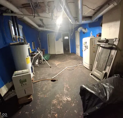 $198,000 | 102 North Warren Street, West Lebanon, IN 47991