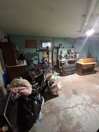 $198,000 | 102 North Warren Street, West Lebanon, IN 47991