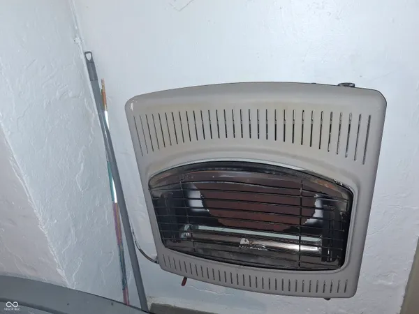 $198,000 | 102 North Warren Street, West Lebanon, IN 47991