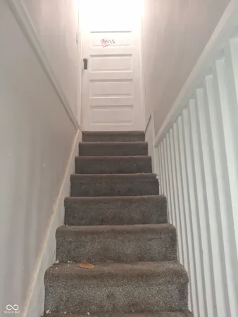 $198,000 | 102 North Warren Street, West Lebanon, IN 47991