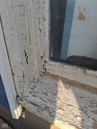 $198,000 | 102 North Warren Street, West Lebanon, IN 47991