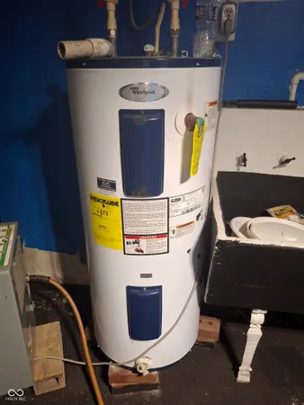 $198,000 | 102 North Warren Street, West Lebanon, IN 47991