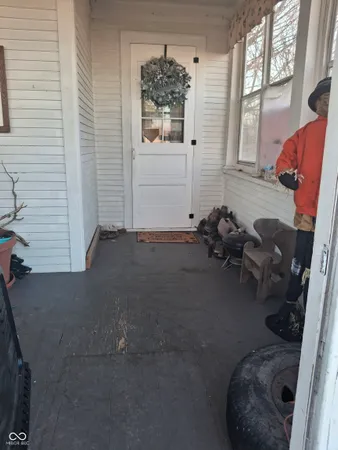 $198,000 | 102 North Warren Street, West Lebanon, IN 47991