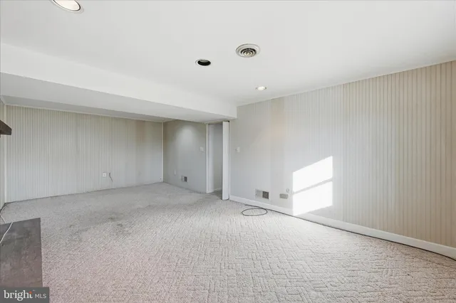 $335,000 | 1828 Crooked Oak Drive, Lancaster, PA 17601