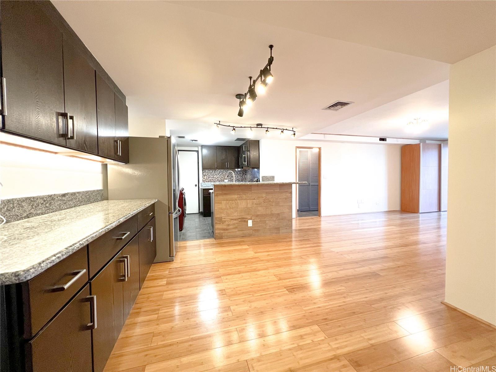 700 Richards Street, Unit 1005 Honolulu, HI 96813 - Photo 2 of 23