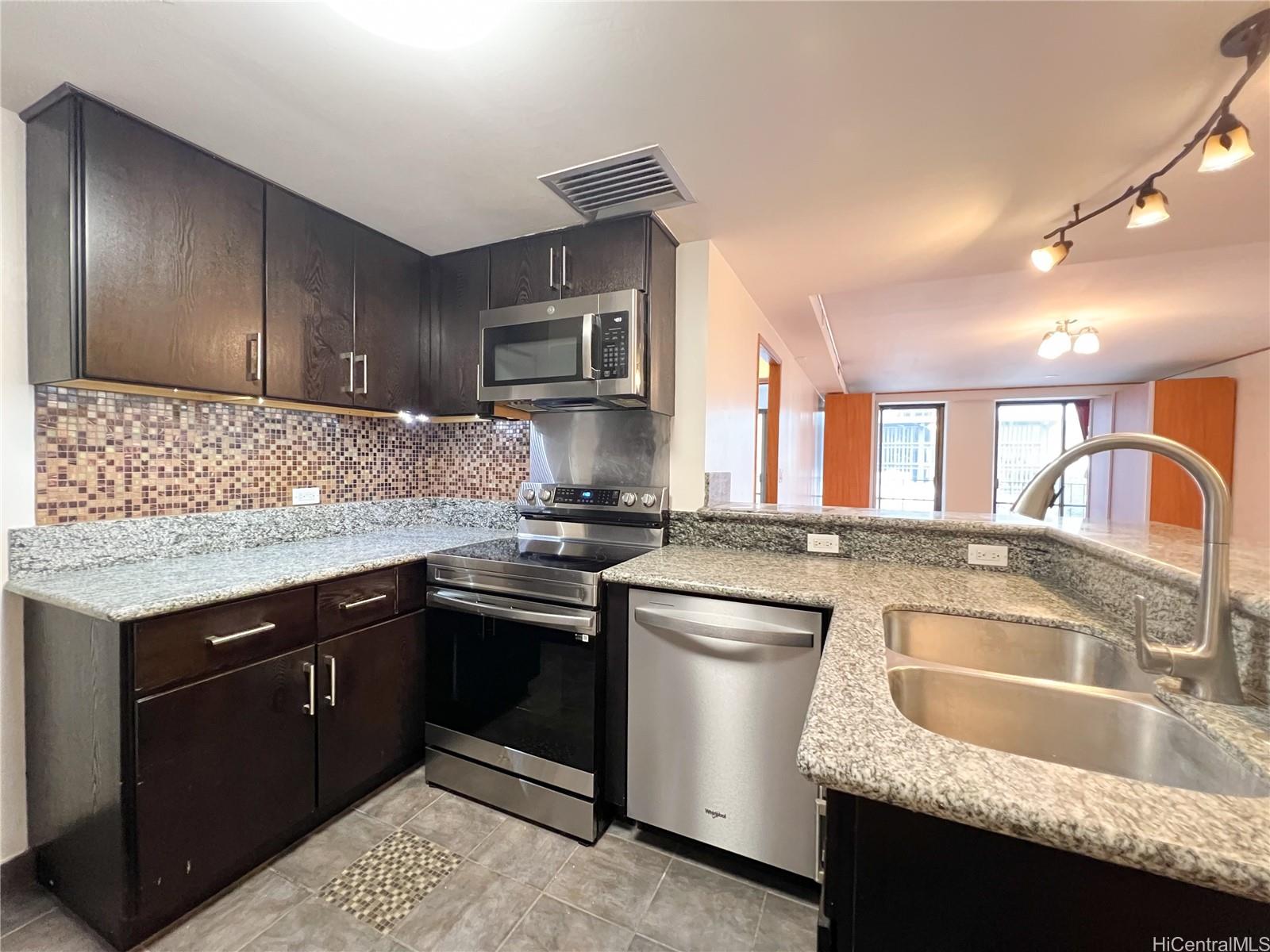 700 Richards Street, Unit 1005 Honolulu, HI 96813 - Photo 4 of 23