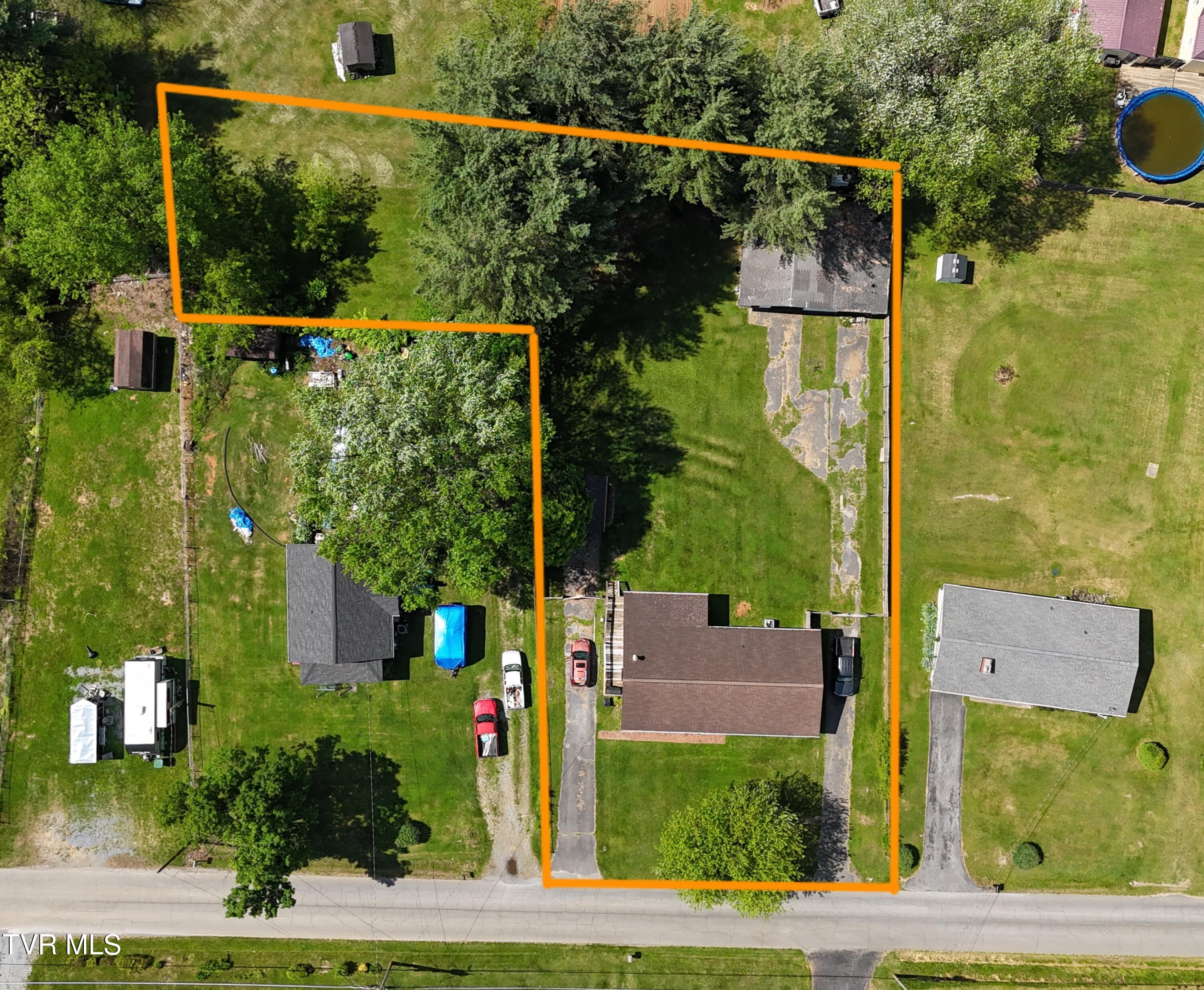 2029 Dave Buck Road Johnson City, TN 37601 - Photo 33 of 38 dji_fly_20250504_152844_0008_17463927666