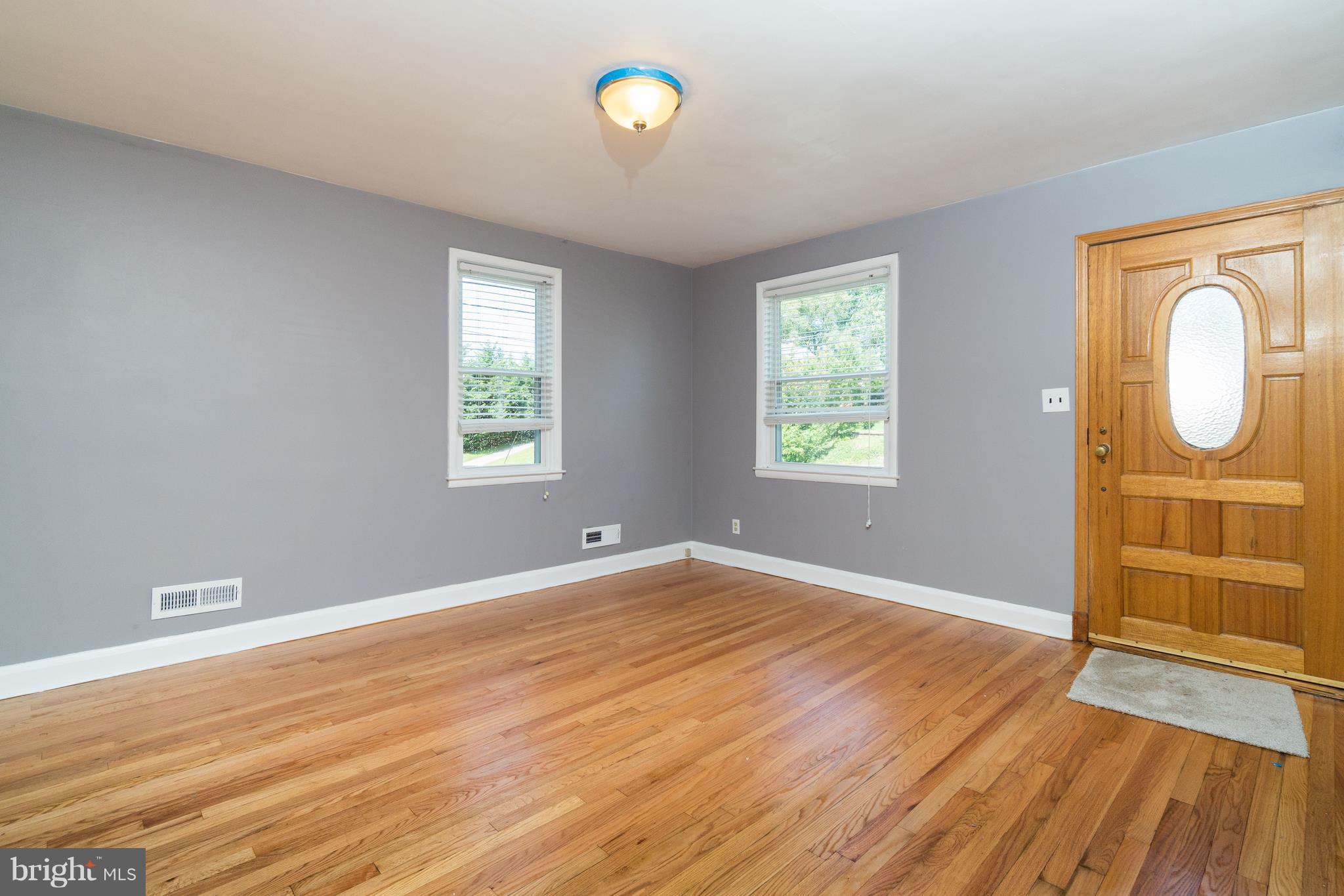 9007 Briar Road Baltimore, MD 21234 - Photo 3 of 25 Gallery Image 3