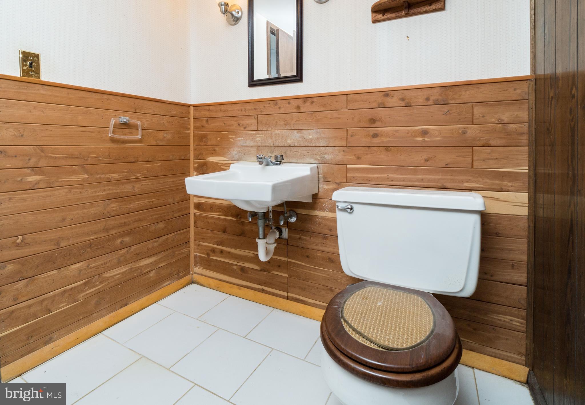 9007 Briar Road Baltimore, MD 21234 - Photo 22 of 25 Gallery Image 22