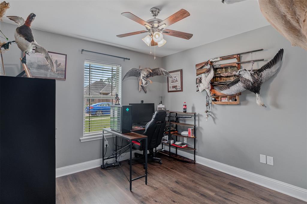 521 Big Red Circle Haughton, LA 71037 - Photo 14 of 19 a view of a workspace with furniture and a window