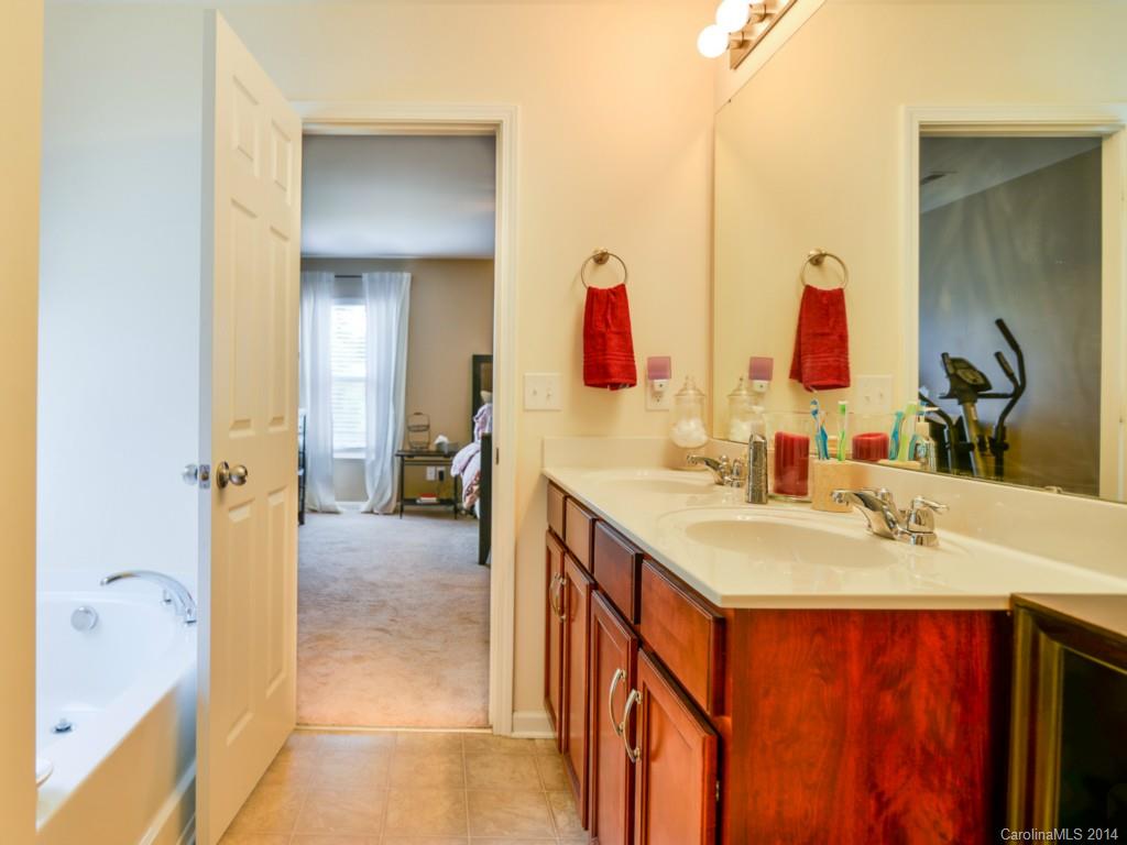 9928 Paper Tree Road Charlotte, NC 28227 - Photo 15 of 23 Gallery Image 15