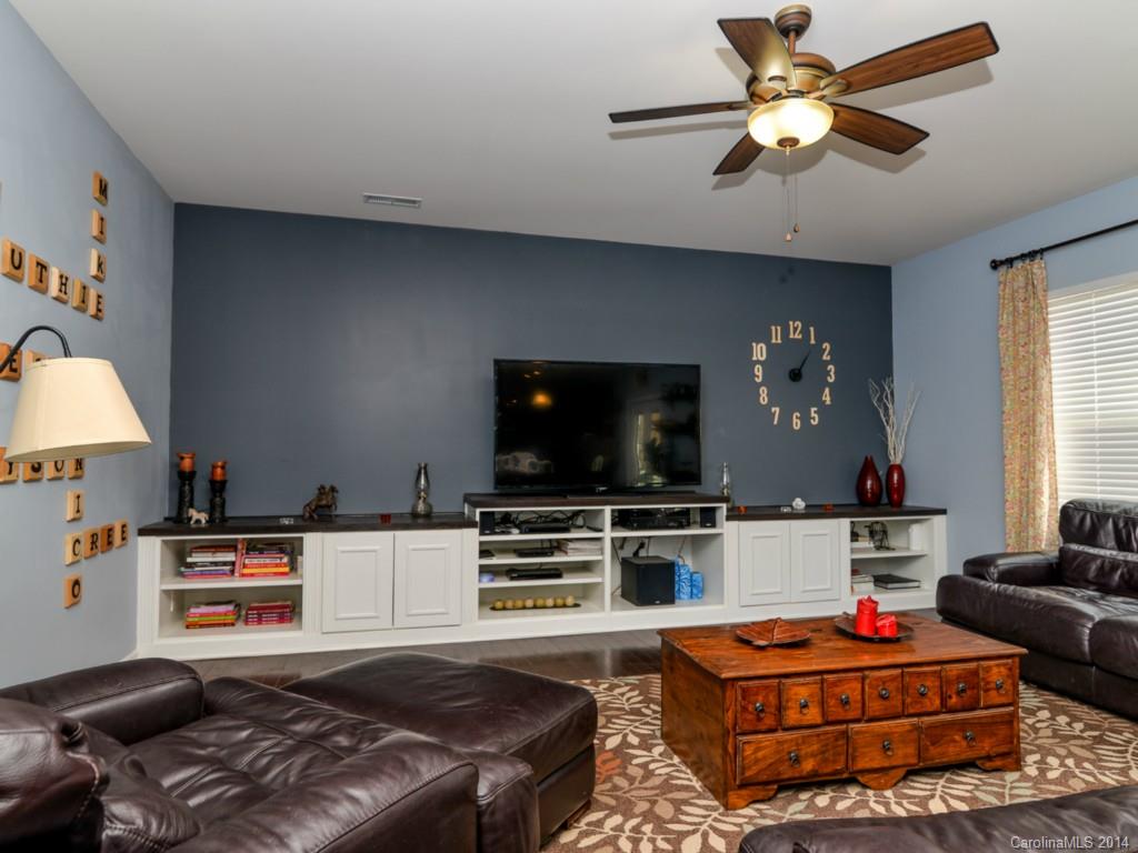 9928 Paper Tree Road Charlotte, NC 28227 - Photo 9 of 23 Gallery Image 9