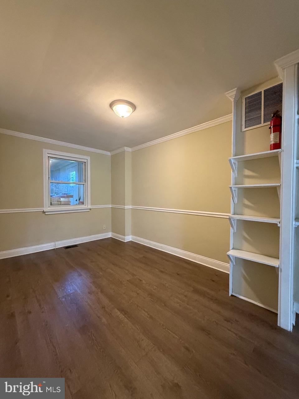 3826 8th Street Baltimore, MD 21225 - Photo 7 of 26