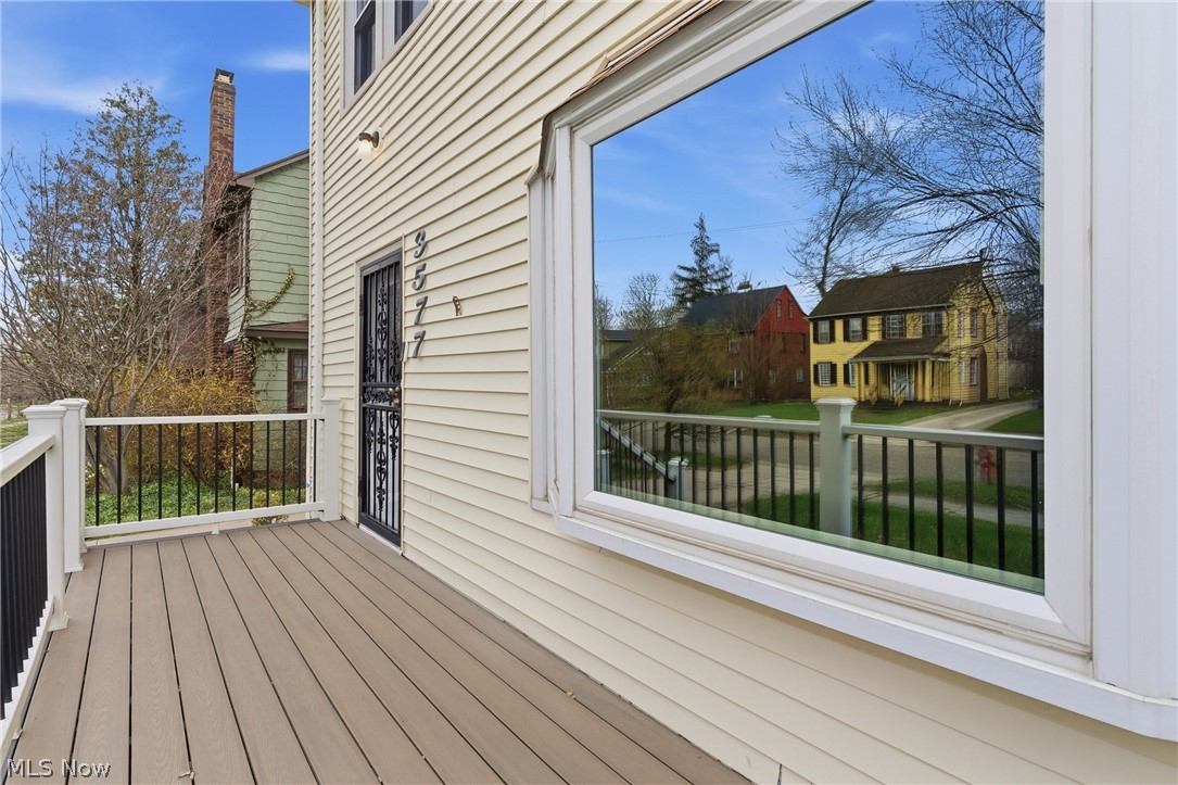 3577 Cedarbrook Road Cleveland, OH 44118 - Photo 3 of 50