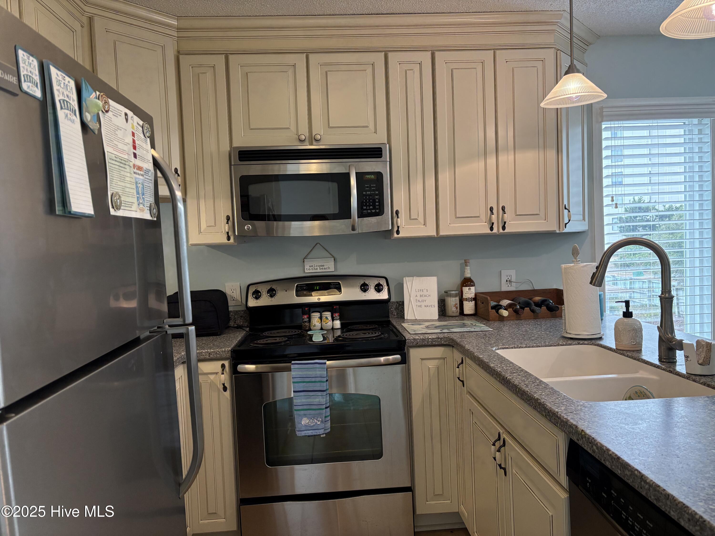 8801 Reed Drive, Unit 105N Emerald Isle, NC 28594 - Photo 33 of 37 Kitchen
