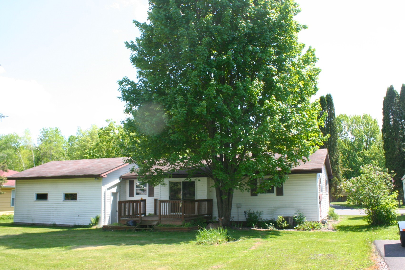 611 Riverside Circle Ladysmith, WI 54848 - Photo 4 of 17