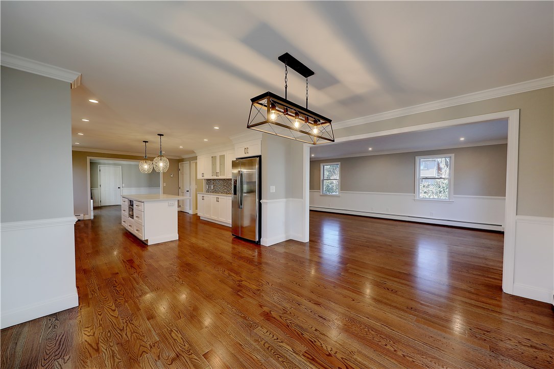 61 Lamson Road Barrington, RI 02806 - Photo 11 of 31 Gallery Image 11