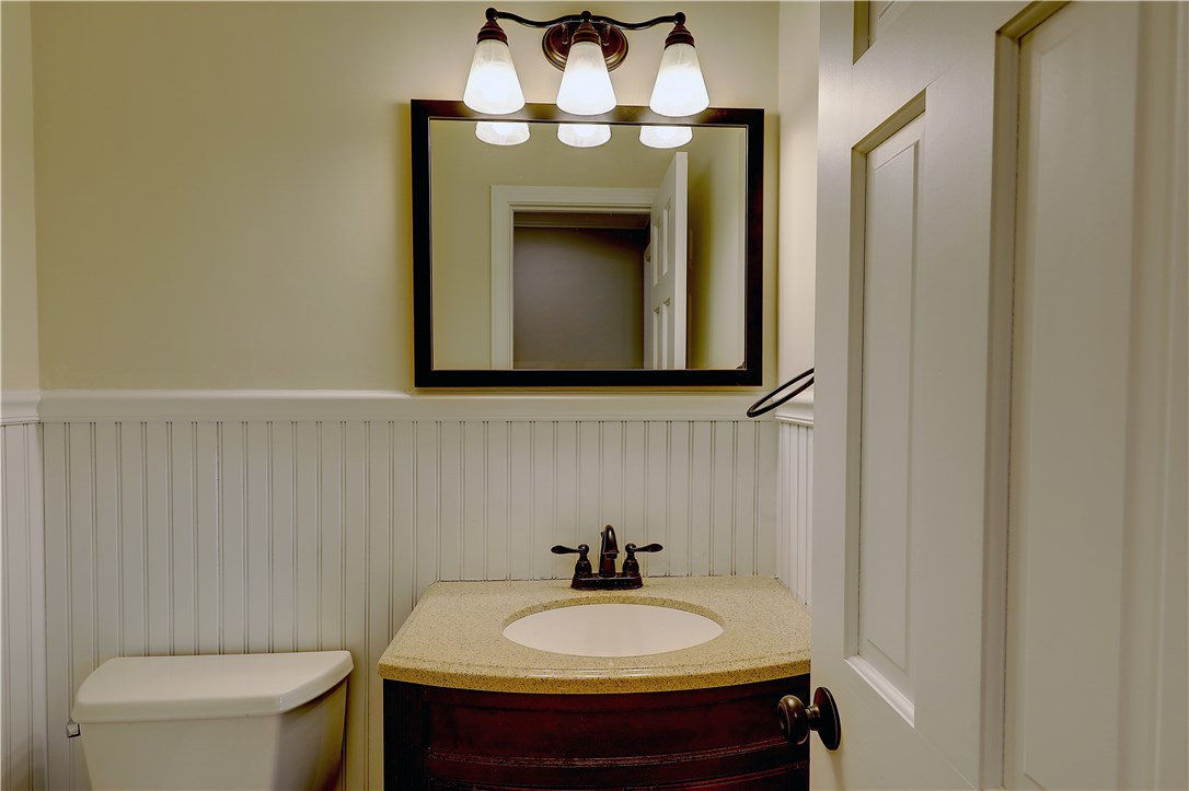61 Lamson Road Barrington, RI 02806 - Photo 16 of 31 Gallery Image 16