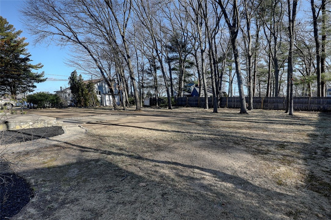 61 Lamson Road Barrington, RI 02806 - Photo 29 of 31 Gallery Image 29