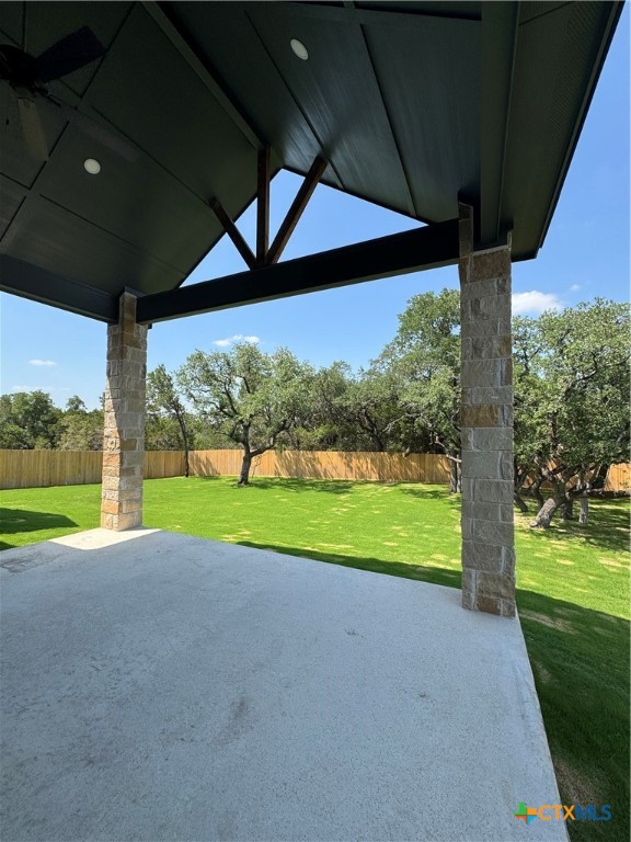 5903 Whippoorwill Road Temple, TX 76502 - Photo 23 of 27 a view of an empty room with a big yard