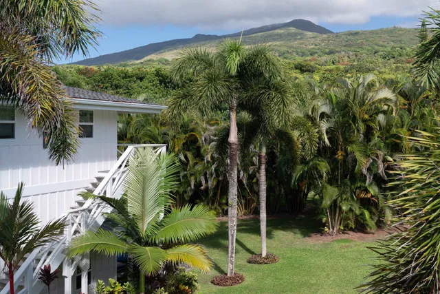 $4,995,000 | 51 Kapohue Road, Hana, HI 96713