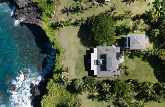 $4,995,000 | 51 Kapohue Road, Hana, HI 96713