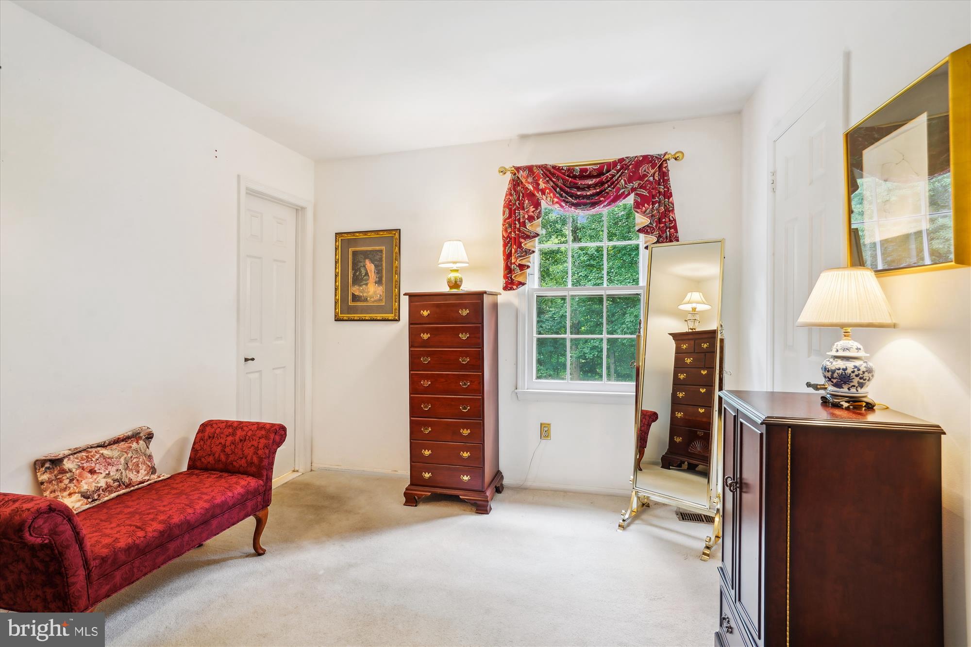 3307 Miller Heights Road Oakton, VA 22124 - Photo 30 of 56 Primary BR Sitting Rm