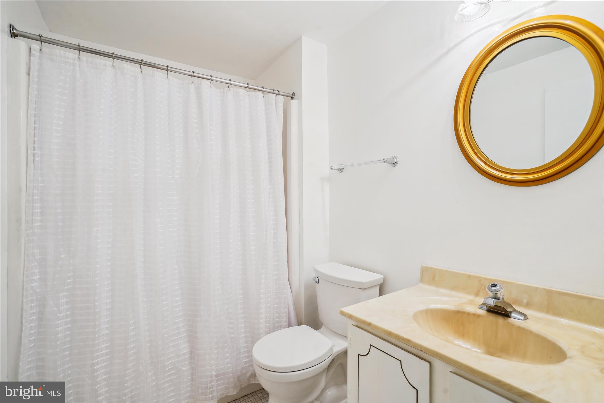 3307 Miller Heights Road Oakton, VA 22124 - Photo 46 of 56 LL Full Bath Adjacent to Den