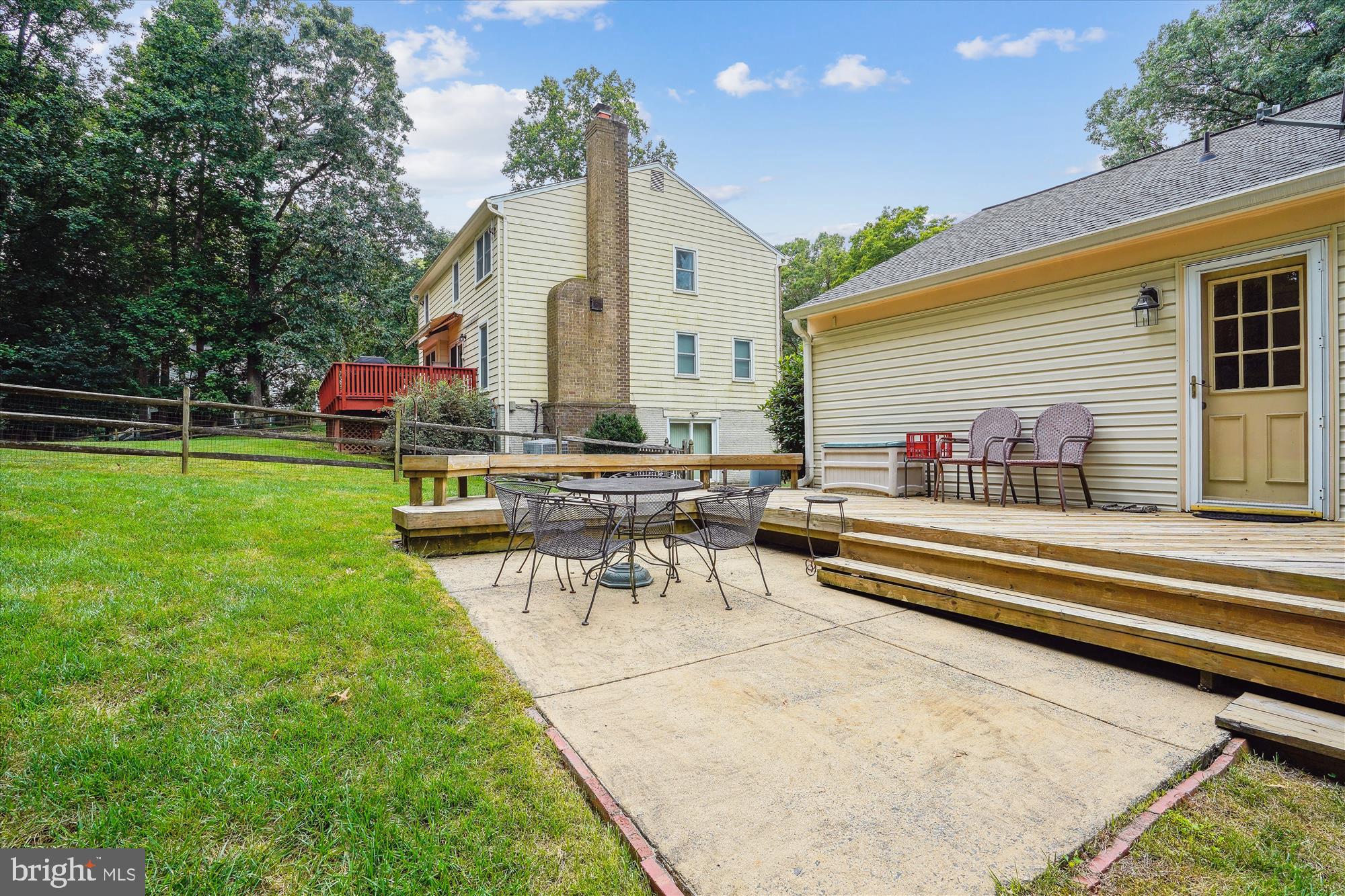 3307 Miller Heights Road Oakton, VA 22124 - Photo 50 of 56 Patio & 2nd Deck with Built-in Seating